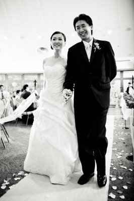 FINALLY got my wedding photos...after 3 whole months of waiting!!!