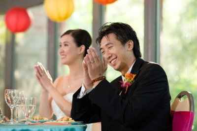 FINALLY got my wedding photos...after 3 whole months of waiting!!!