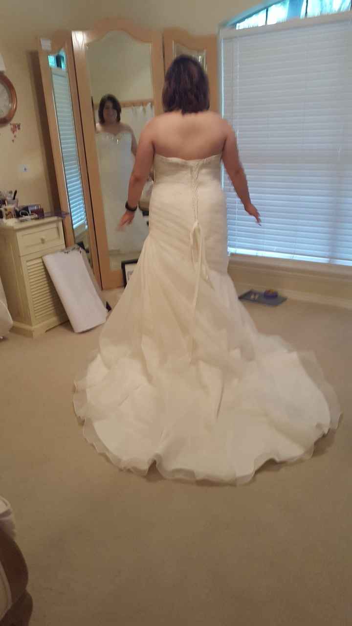 Let's see everyone's dresses