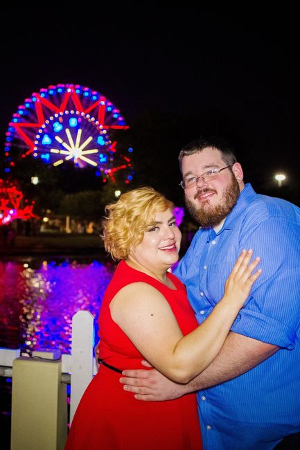 Plus-Sized Engagement Pictures Help