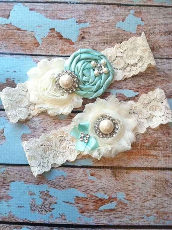 2 garters? What is the 2nd one for?