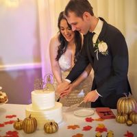 Bam! 10.30.2022 👰🏻‍♀️🎃🤍 - 2