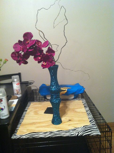 Glitter Vase with Orchid Centerpiece