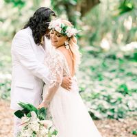 What is your splurge item regarding your wedding budget - 1