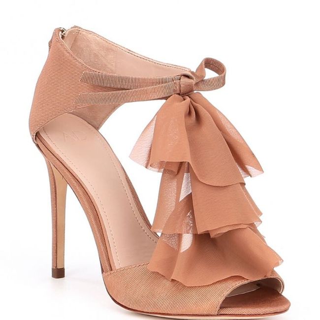 Show us your “I do” shoes! - 1