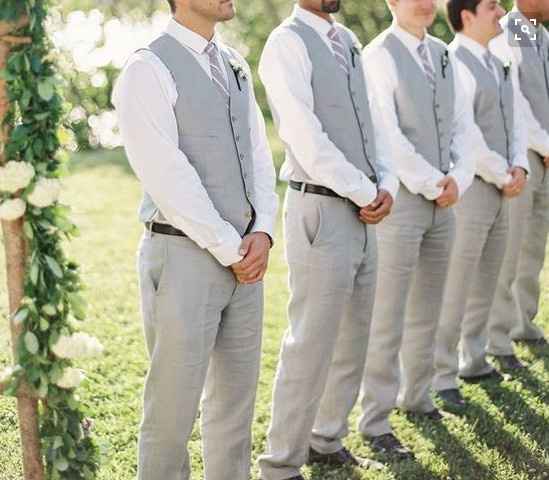 Probably a hot topic issue, but ? about groomsmen/FH and guest attire