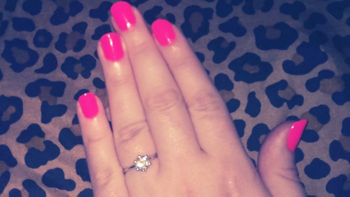What kind of stone is your e-ring?