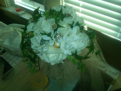 DIY brooch bouquet vets and rookies...