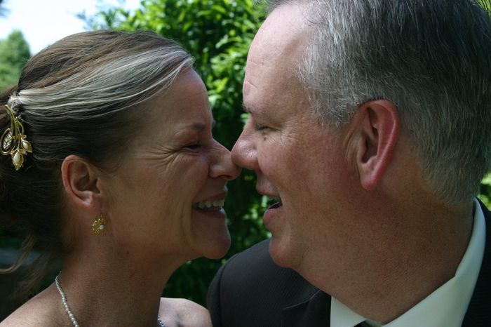 One month later....my wedding thoughts, with pics! Yay!--Super pic heavy, back with more