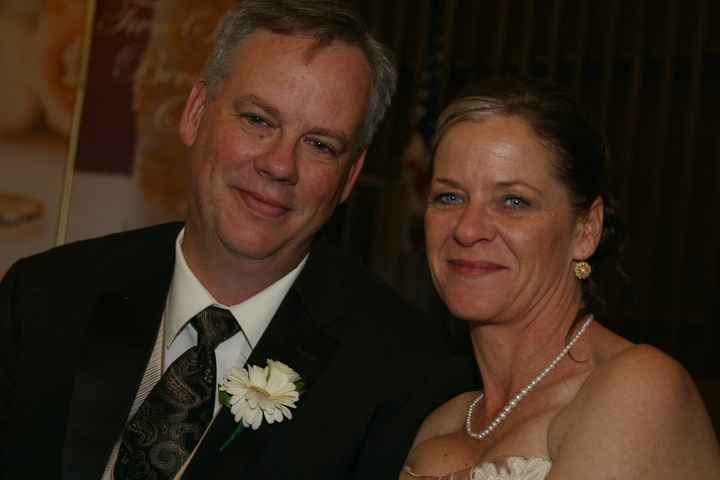 One month later....my wedding thoughts, with pics! Yay!--Super pic heavy, back with more