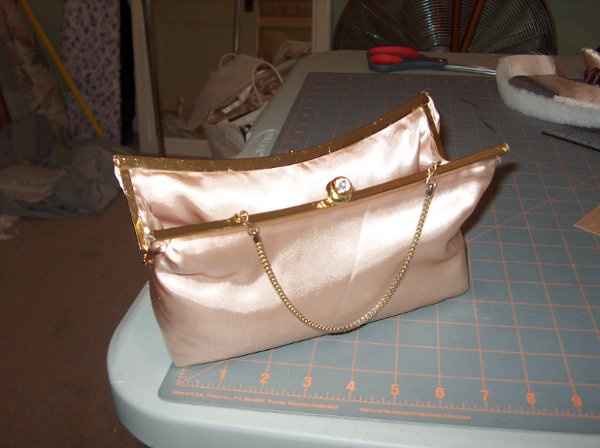 DIY Clutch purse.  One more thing off the list.  Pics!