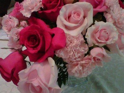 My centerpiece sample (pics!)...I'm so happy with them