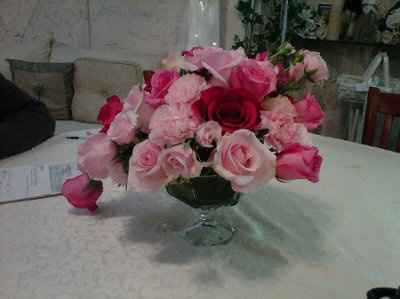 My centerpiece sample (pics!)...I'm so happy with them