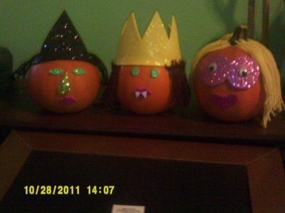 Happy Halloween, everyone!  Show us your pumpkins.