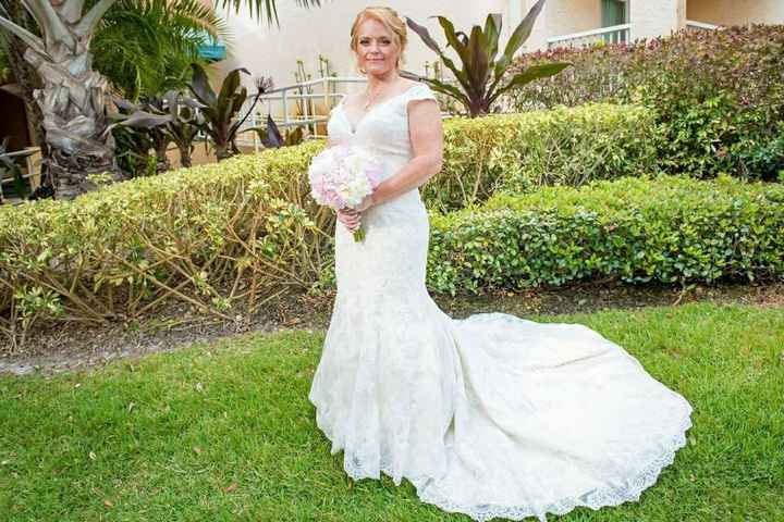 Ivory / Light Gold wedding dress