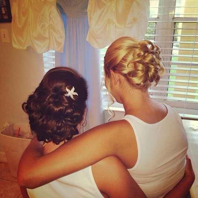 We're finally BAM!!!! with non-pro pics from our beach wedding! :) (Pic heavy!)