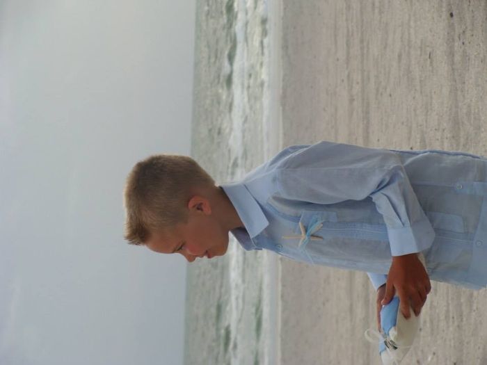 We're finally BAM!!!! with non-pro pics from our beach wedding! :) (Pic heavy!)