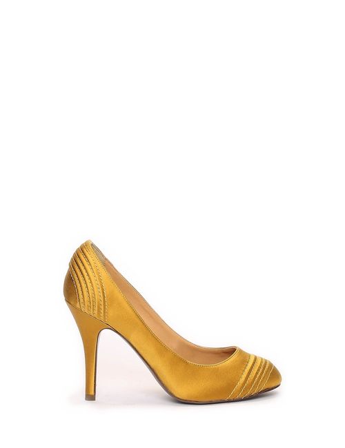 What color shoes did you buy?