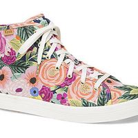 Shoes: White or Colorful? - 1