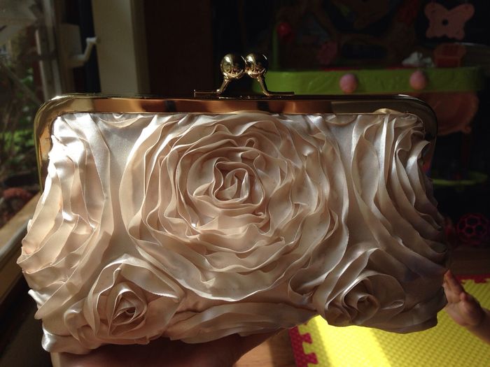 Show me your BRIDAL CLUTCHES