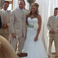 wearing a sash with ur dress? lemme see! need ideas