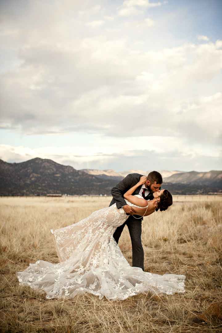 Wolf Wedding