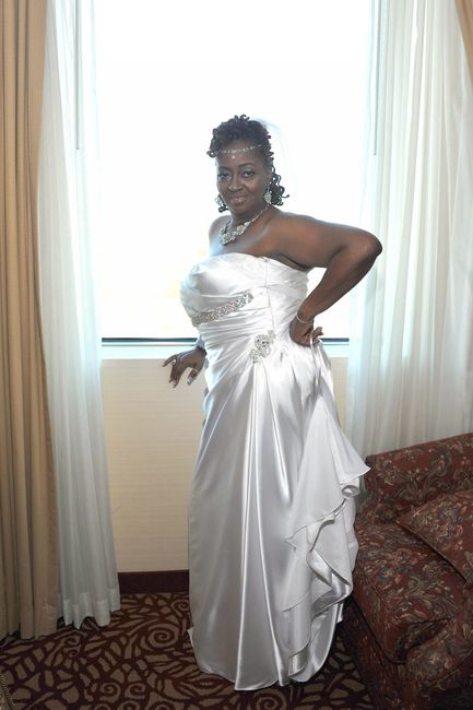 Wedding Dress Pictures! Please share yours!