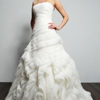 Help! I need to choose between two wedding gowns!