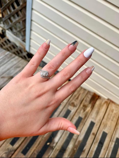 2024 Brides - Show us your ring! 1