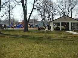 HELP WITH WEDDING DECORATIONS!!!