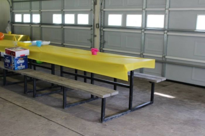 HELP WITH WEDDING DECORATIONS!!!