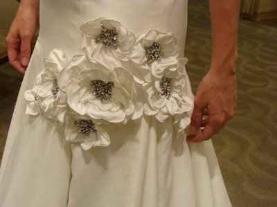 Almost Complete But Missing a Necklace and Earrings...Help!