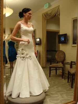 Almost Complete But Missing a Necklace and Earrings...Help!