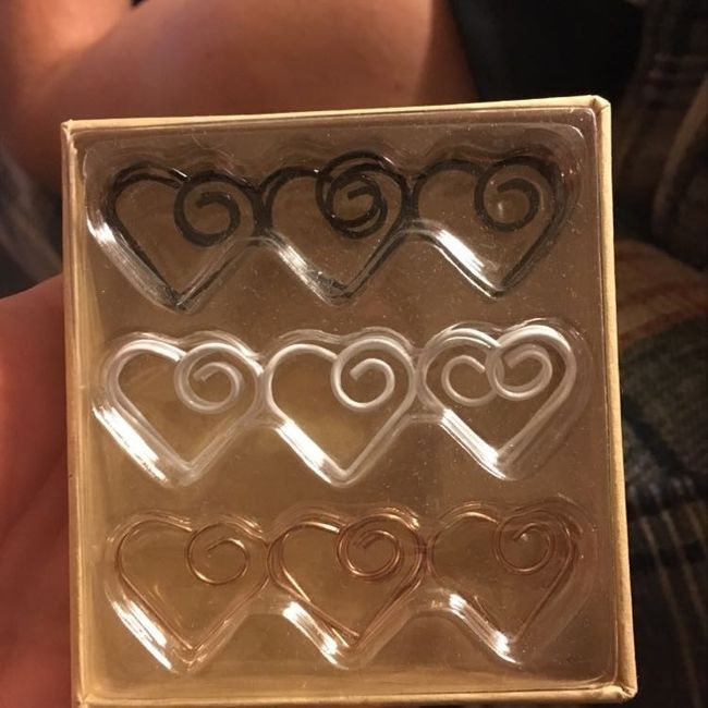 DIY invite brides