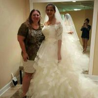 Ok ladies... Drop a pic of your BEAUTIFUL DRESSES