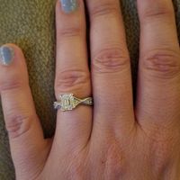 Engagement Ring!!