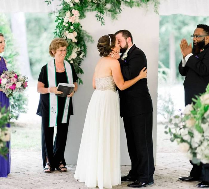 First kiss as husband and wife - 1