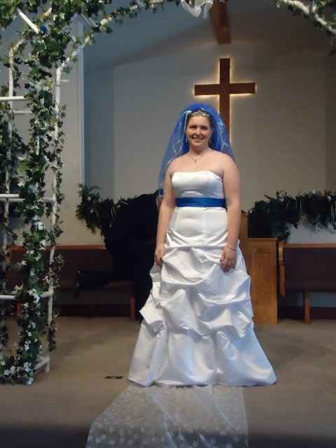 what does your wedding dress look like?!?!?