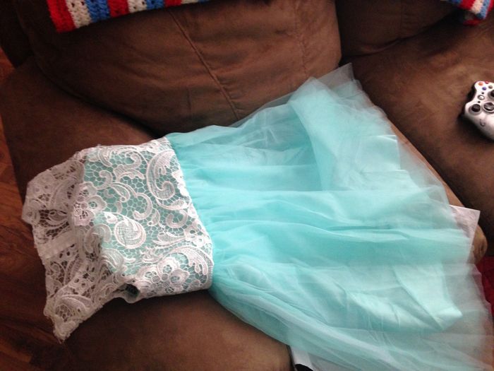 Ebay purchase- flower girl dress FAIL- UPDATED IT WASN'T A FAIL.. I WAS DUMB! LOL