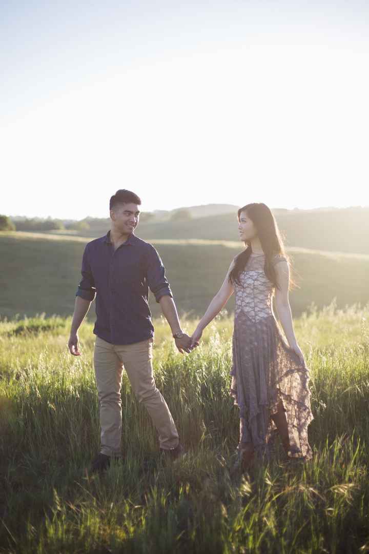 Show me your engagement photos!! :)