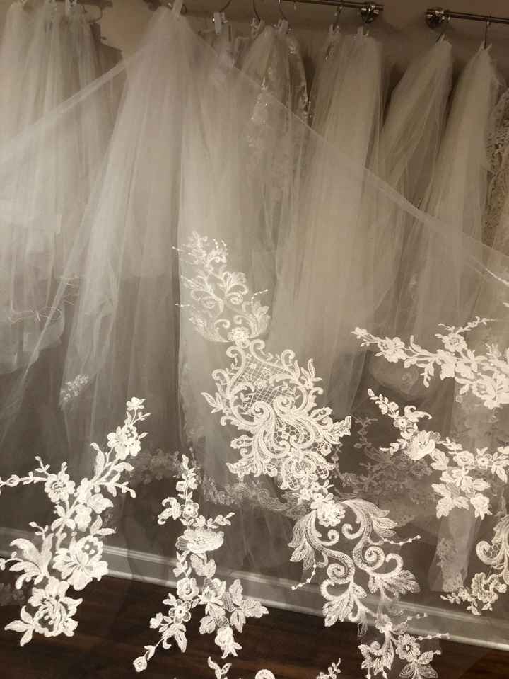 lace applique veil