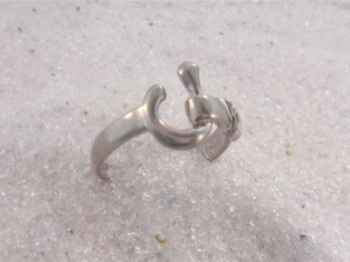 Alternative/unique wedding band