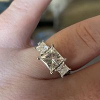 Brides of 2022! Show us your ring! - 1