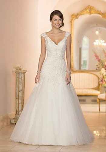 Wedding dress thoughts long or short sleeve?!!