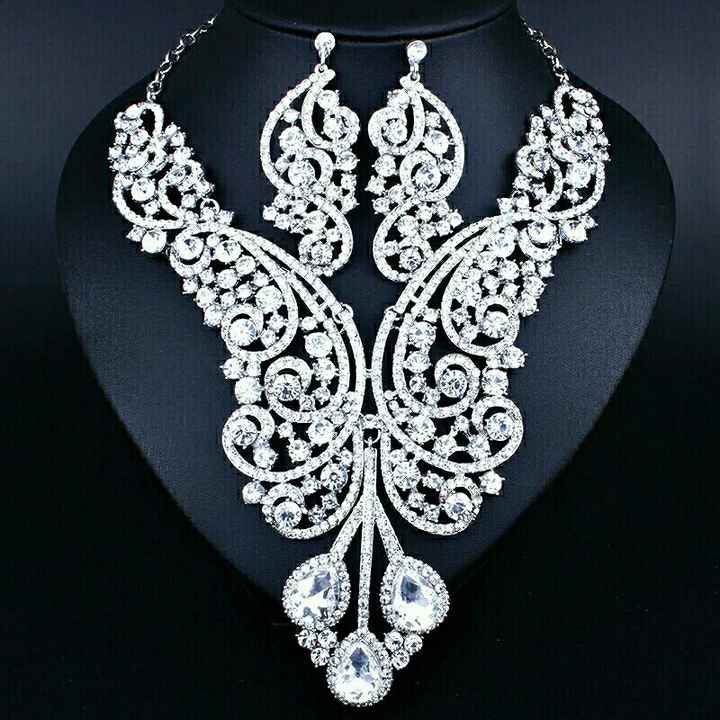 Show me your wedding jewelry please :)