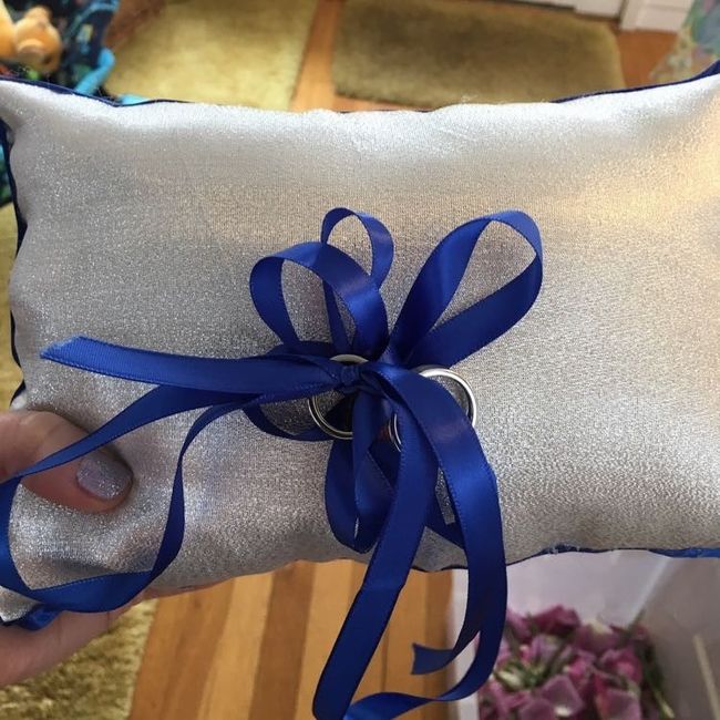 What are your ring bearers carrying?