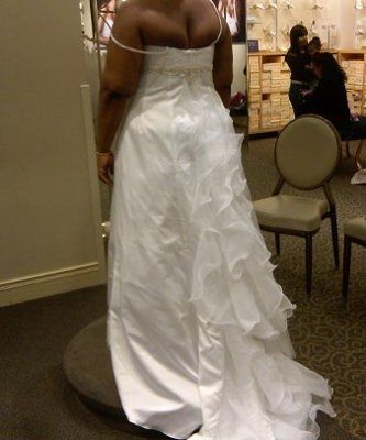 Dai & Sha Go To David's Bridal (pics)