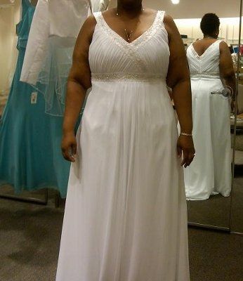 Dai & Sha Go To David's Bridal (pics)