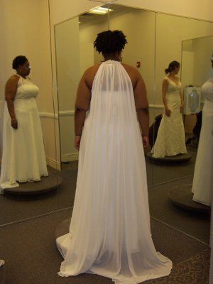 Finally!!! ...pics of Sha's gown.