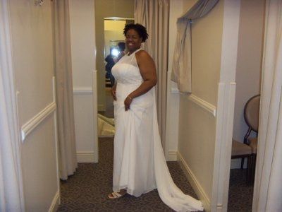 Finally!!! ...pics of Sha's gown.